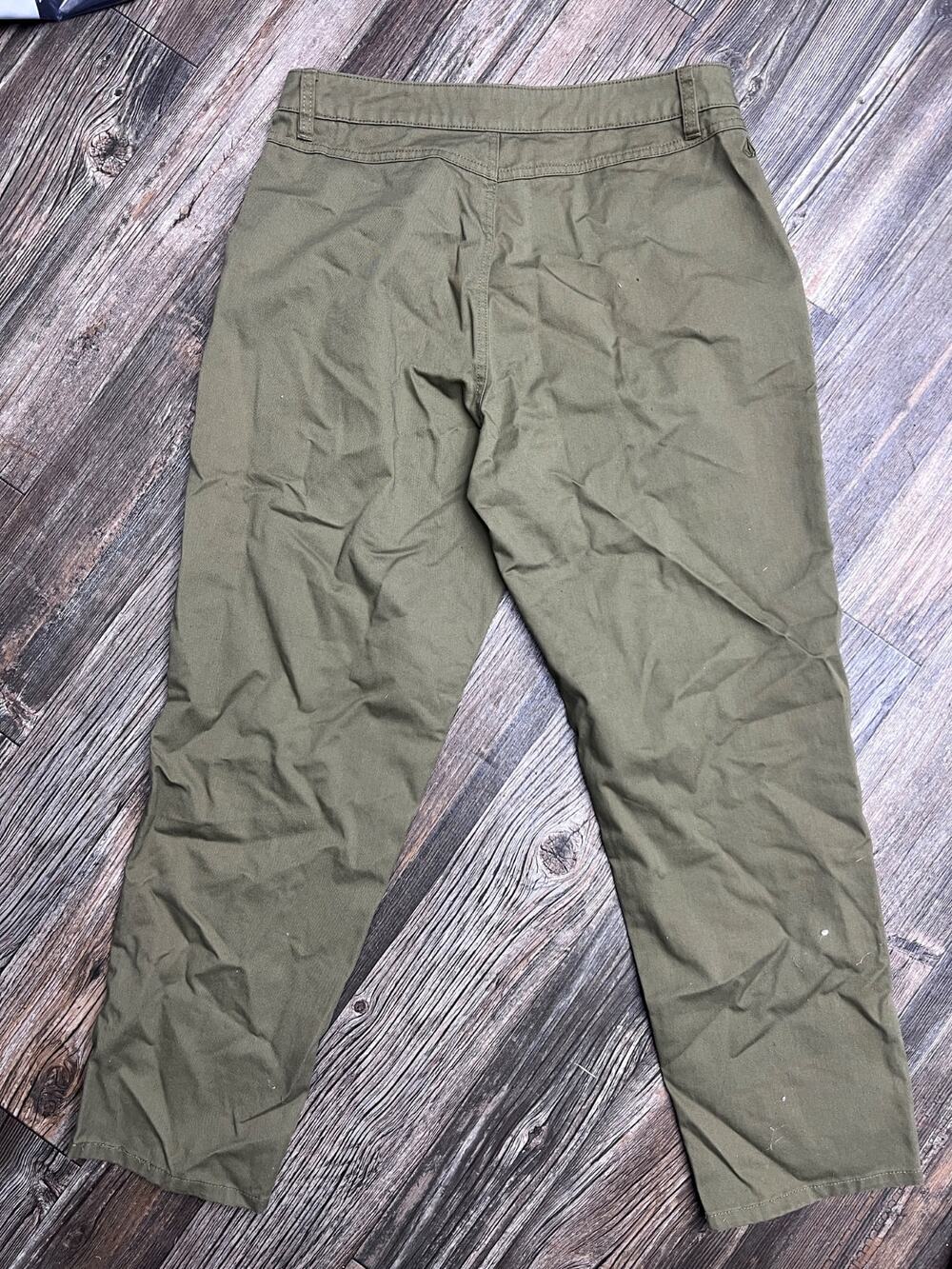 Volcom Mens Size 30 Olive Green Khaki Chino Pants Skate Streetwear Casual - Picture 4 of 4